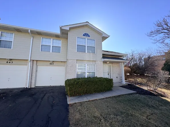 647 Beaver Ct Unit 647, Naperville, IL 60563