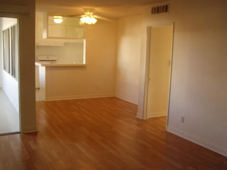 8420 Casaba Ave — Photo 9