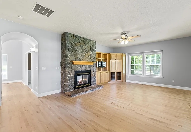 15081 Widgeon Ave — Photo 10