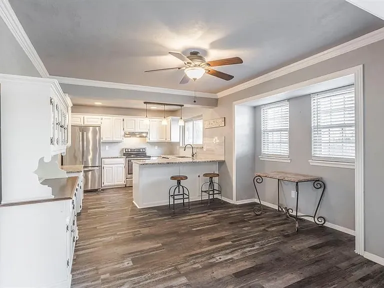 14016 Apache Dr — Photo 6