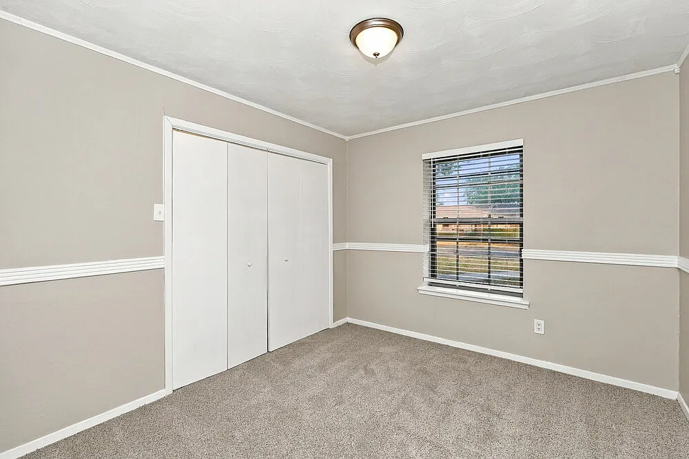 3 bed, 2.0 bath, 1534 sqft, $1,950 — Photo 2