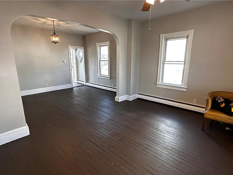 21 Davey Ave — Photo 18
