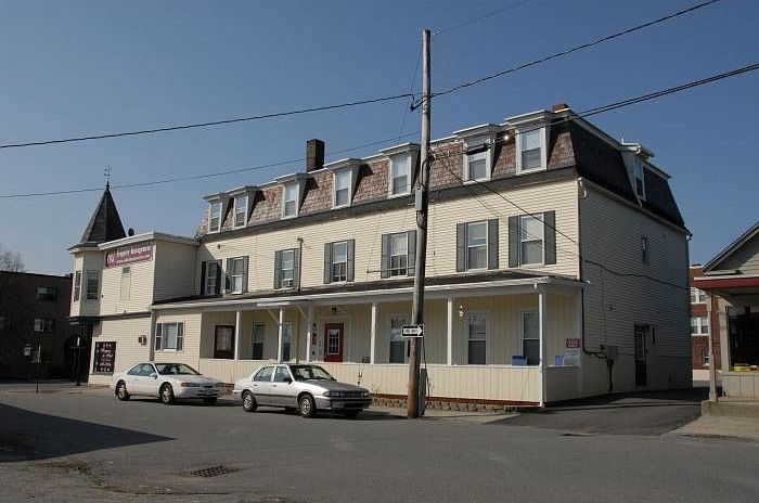 4 Martin St, Derry, NH