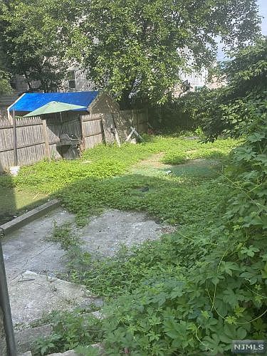 2nd image of 382 Highland Ave