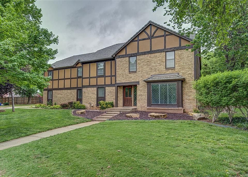 1st image of 2315 Old Farm Ln
