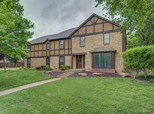 2315 Old Farm Ln, Edmond, OK 73013