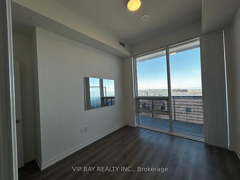 138 Downes St #5905 — Photo 43