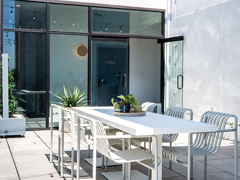 Arden — Photo 9
