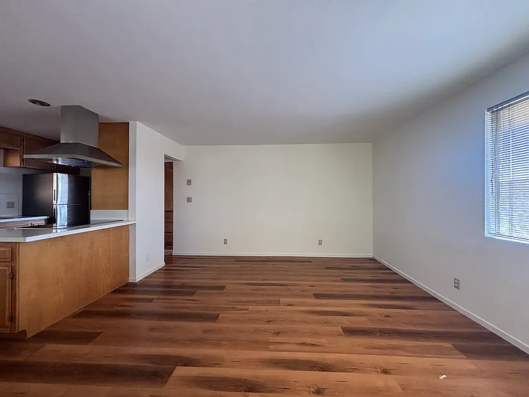 603 Kingsford St — Photo 7