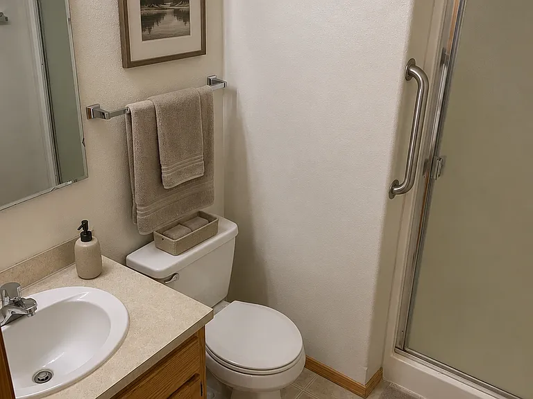 204 S 81st Ave #B — Photo 15