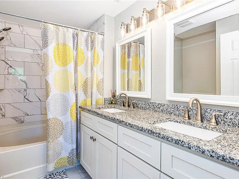 6361 Aragon Way #303 — Photo 14