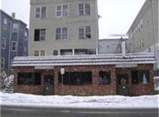 97 Providence St APT 2, Worcester, MA 01604