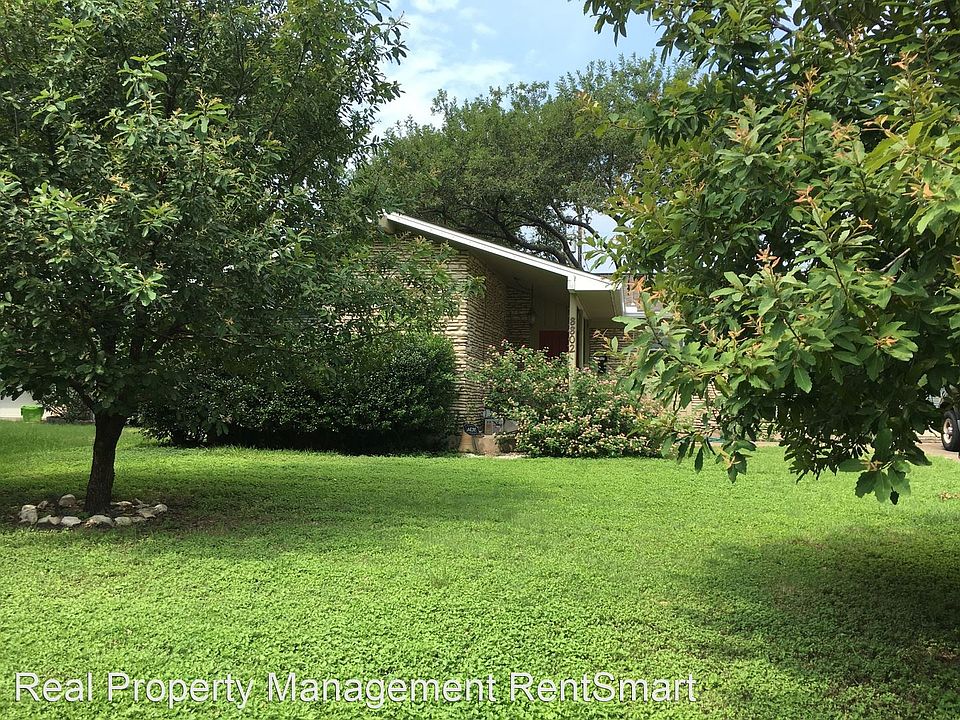 1st image of 8802 Brookfield Dr