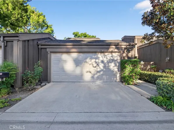 453 Pinehurst Ct, Fullerton, CA 92835