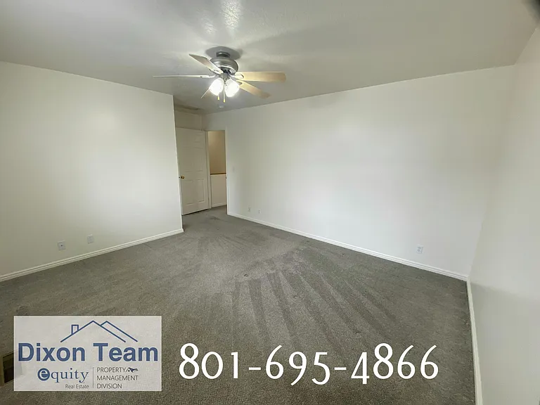 263 E 100 N — Photo 10