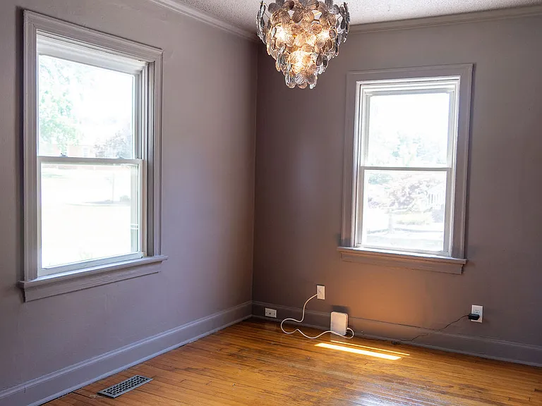 300 Osborne Dr — Photo 11