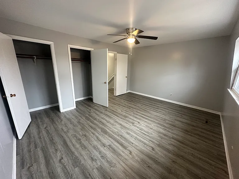 1529 Sheffield Ave #1529 — Photo 15