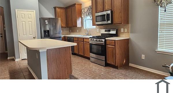 2nd image of 2714 Sage Bluff Ave