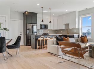 214 Havre St #9, Boston, MA 02128