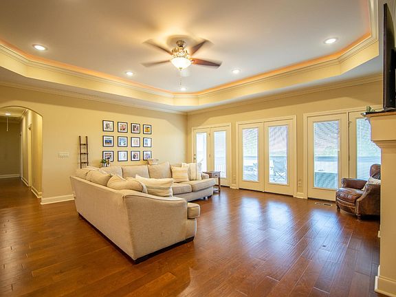 5th image of 465 Turkey Knob Ln