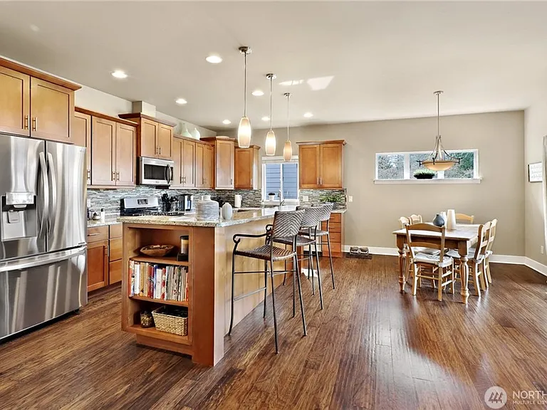 3705 Bristol St — Photo 8