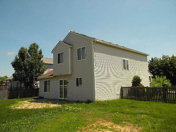 3rd image of 2222 N Stonehedge Ct