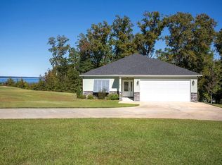 24 Point Dr, Georgetown, GA 39854