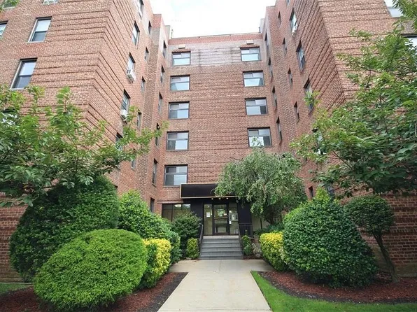 2209 Knapp St APT 1F, Brooklyn, NY 11229