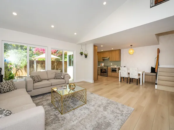 2027 Shadytree Ln, Encinitas, CA 92024