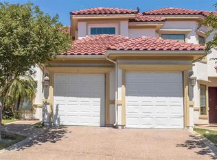 7219 Lake Victoria Rd, Laredo, TX 78041