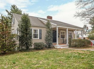 14 Hawthorn Rd, Salem, VA 24153