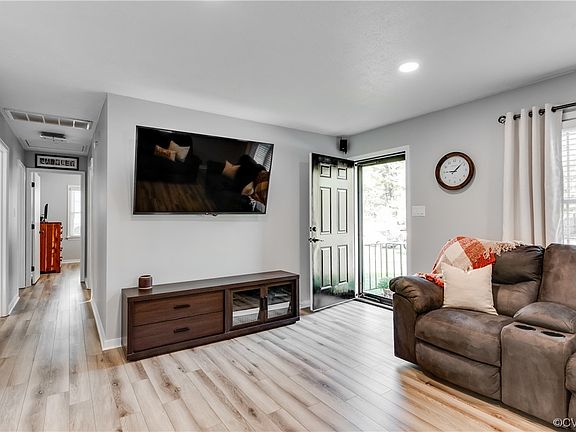 3rd image of 7034 McCauley Ln