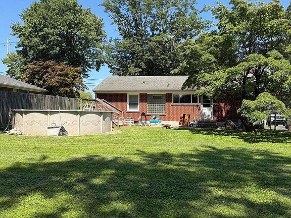 4th image of 9906 Stonestreet Rd