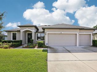 3915 Salida Delsol Dr, Sun City Center, FL 33573