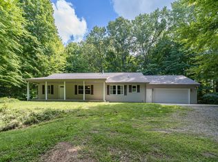 2141 S 33rd St, Galesburg, MI 49053