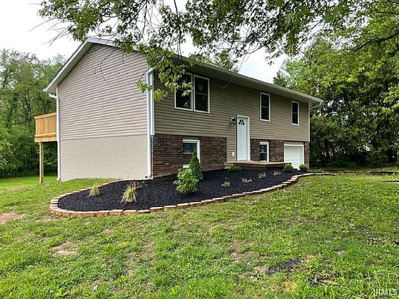 2nd image of 2840 E Carowinds Ct