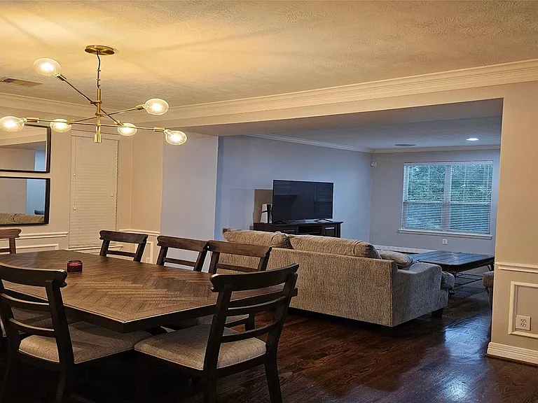 1719 Stacy Crst — Photo 11