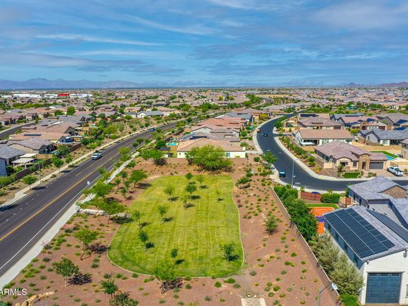 9157 W Country Club Trl, Peoria, AZ 85383