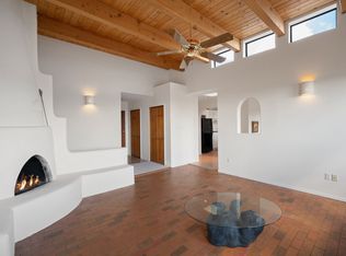 32 Gavilan Rd, Santa Fe, NM 87508