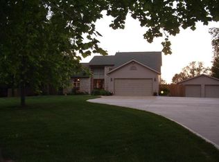 1430 York Rd, Alexandria, OH 43001