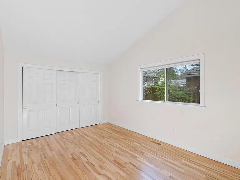 10946 SW 65th Ave — Photo 18