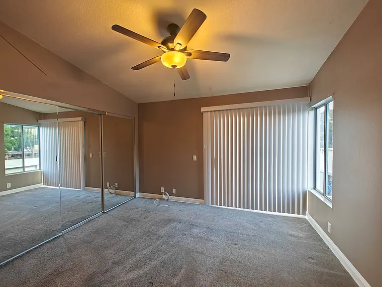 926 W Philadelphia St #97 — Photo 7
