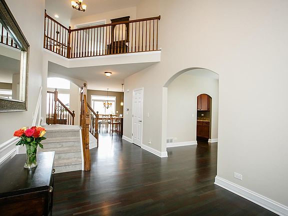 5th image of 1285 Wentworth Dr