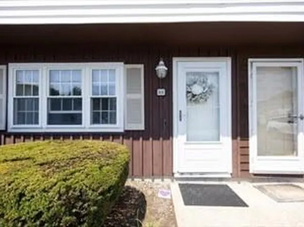 8 Al Pace Dr #8H, North Attleboro, MA 02760