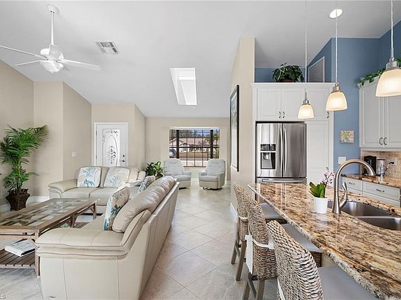 4th image of 9540 Cypress Chase CT