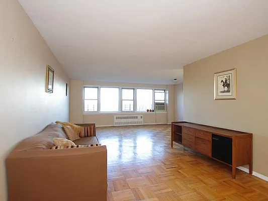 Sold by Sotheby's International Realty | media 37