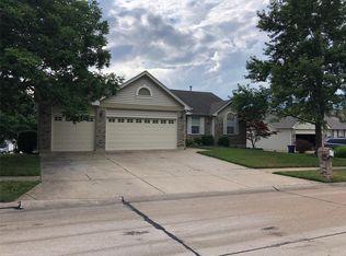 113 Meramec Oak Rdg, Fenton, MO 63026
