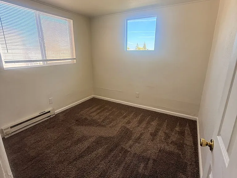 217 Baltimore St — Photo 1
