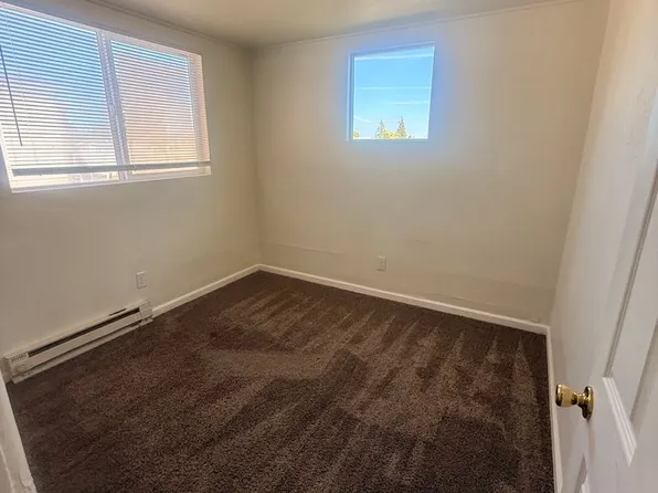 217 Baltimore Village, 217 Baltimore St APT 3, Longview, WA 98632