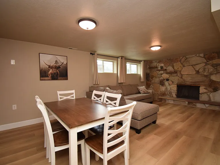 3638 W Jasmine St — Photo 27